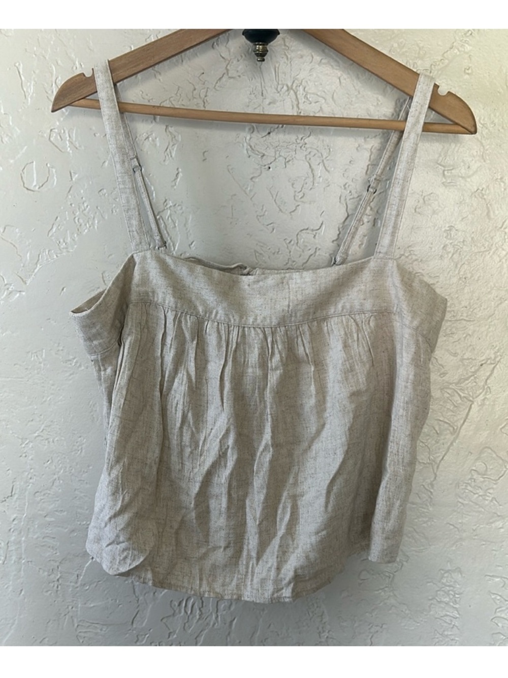 Abercrombie & Fitch Cropped Flowy Linen Tank size Medium